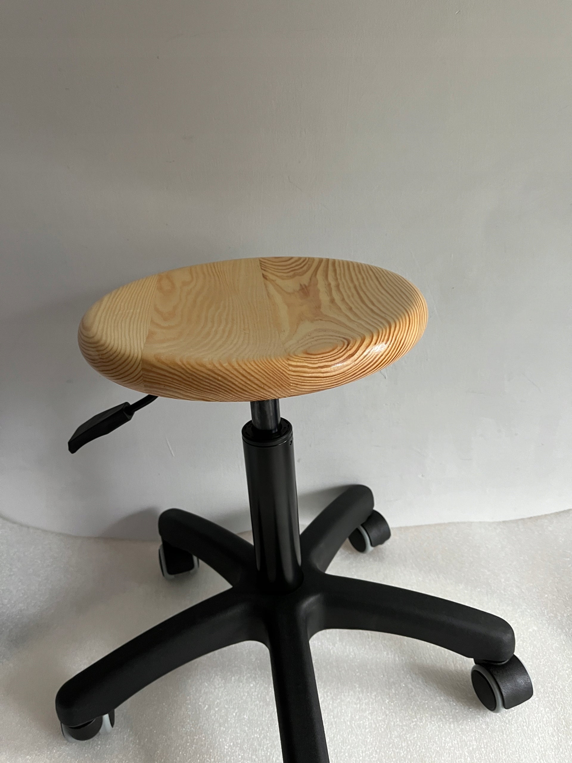 Stool Rotary Workshop Laboratory Stool Manufacturer code mela 230