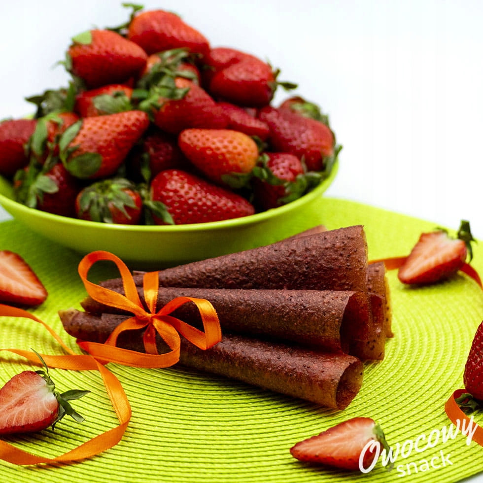 Strawberry Rolls Ecosnacks 50g source of natural vitamins C, B, A, E, K, E Age range from 6 months