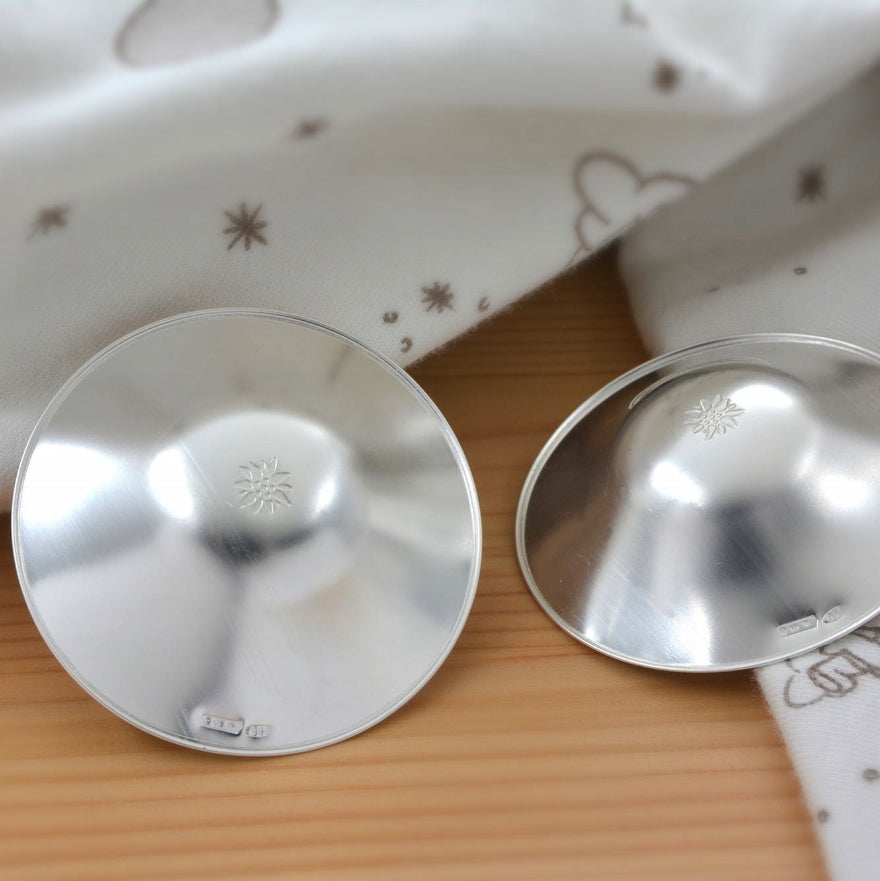 Stříbrné kloboučky na bradavky pro kojící matky (2 kusy) – Pure Silver 999