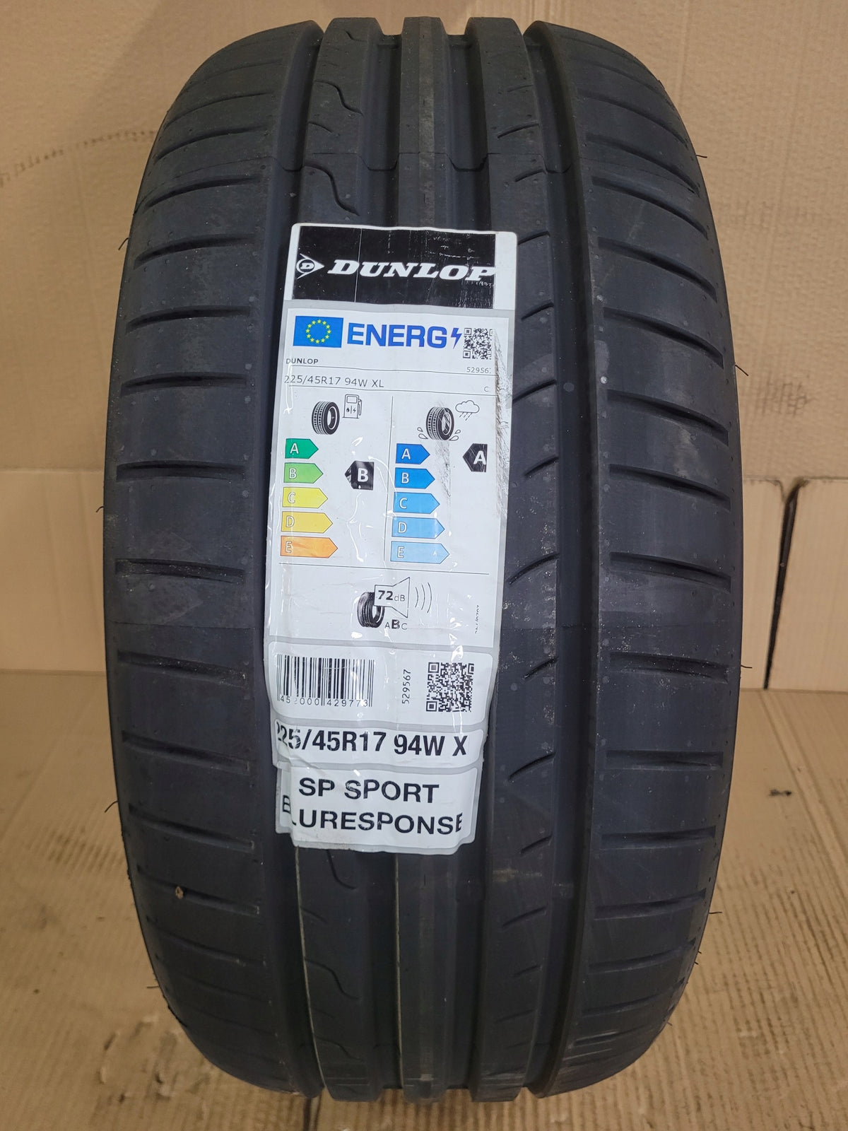 Summer tyre Dunlop SP SPORT BLURESPONSE 225/45R17 94 W 2021 YEAR NEW Number of tires offered 1 pc.