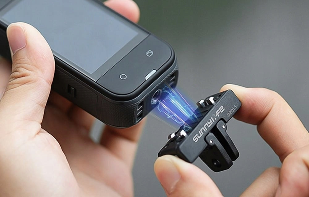 Sunnylife Magnetic Mount Adapter for Insta360 X5 Ace Pro 2 1 Camera Packaging status original