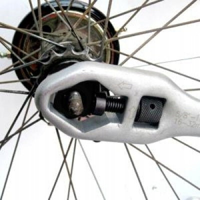 Super-B bicycle wrench for freewheel 2 teeth 30 mm Model 2 zęby