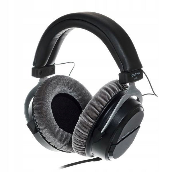 Superlux HD-660 Pro 150 Ohm Studio Headphones Closed