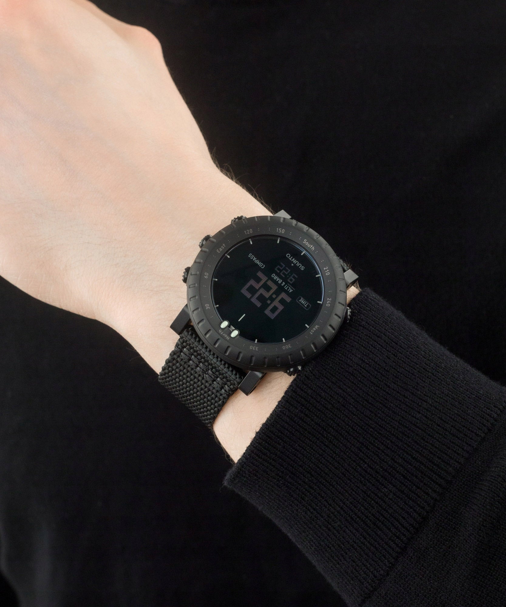 Suunto Core Alphacore Alpha Stealth Suunto-SS050504000 Manufacturer code SS050504000