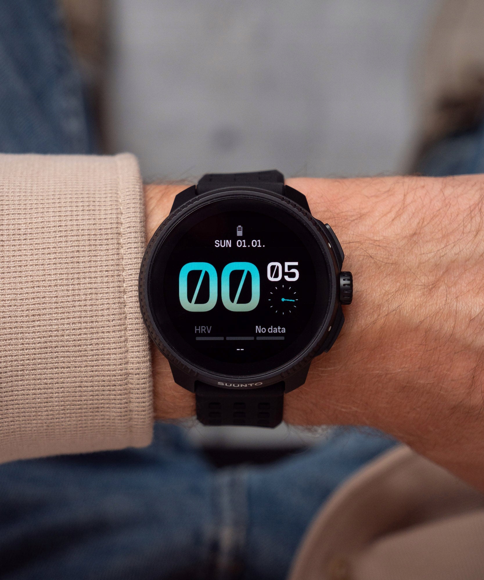 Suunto Race All Black Multisport Watch [Sapphire Glass] Packaging status original