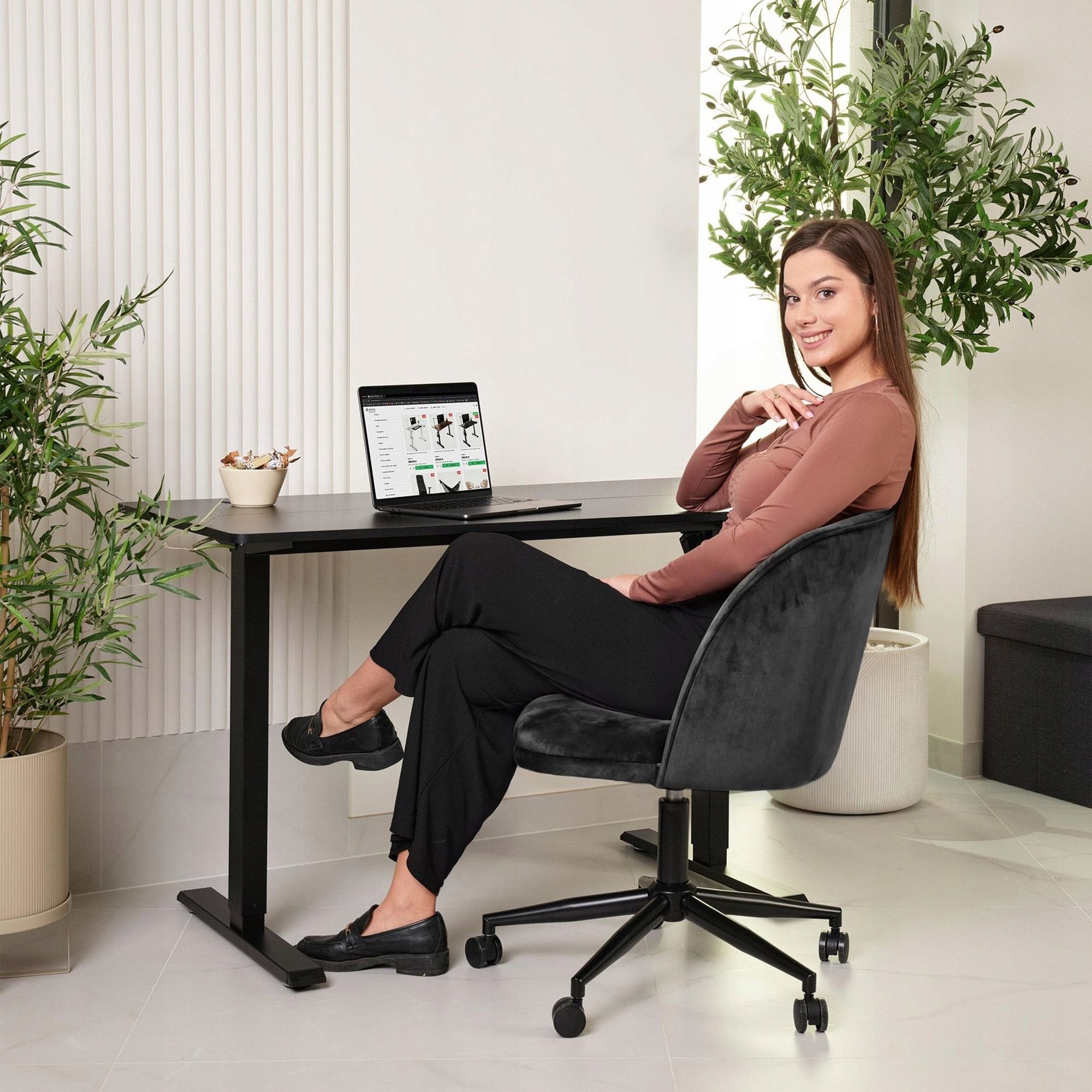 Swivel Chair Velour Black On Wheels Adjustable Modern For Desk Medical device no