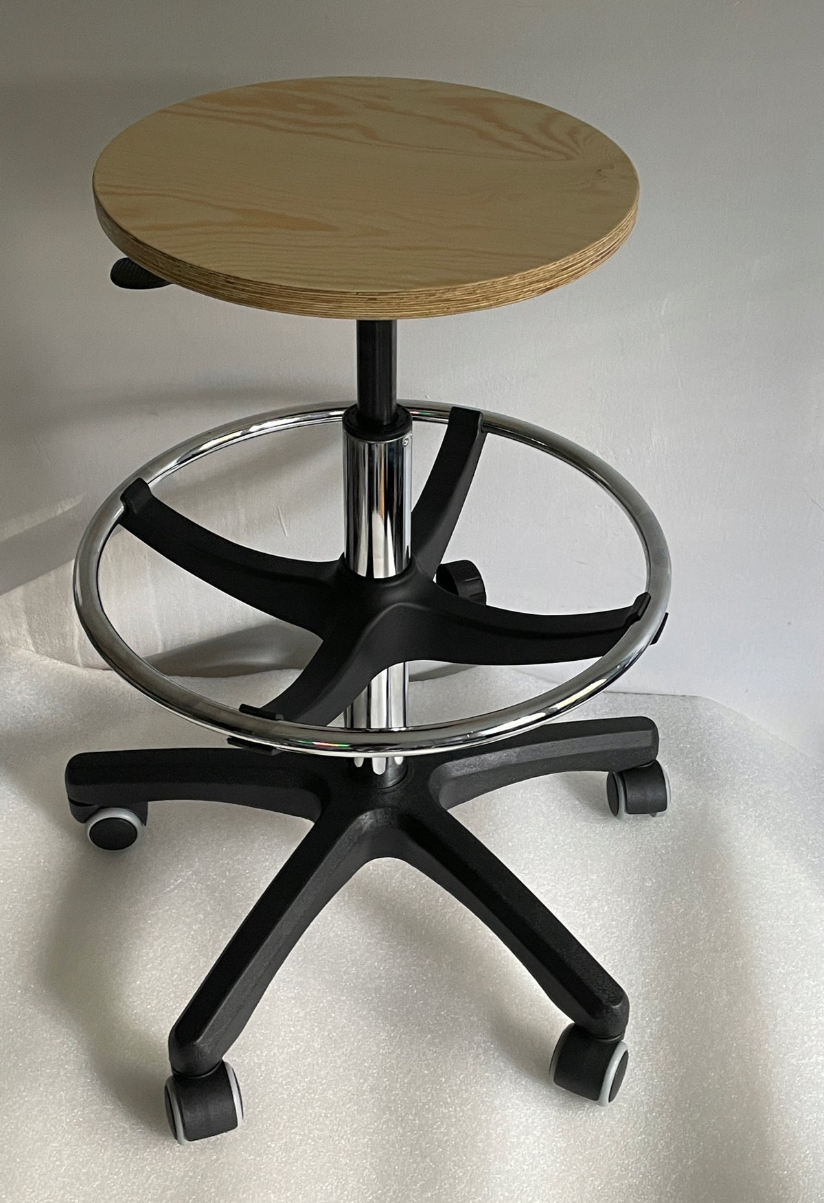 Swivel stool with wheel workshop industry chair stool printing house Wys