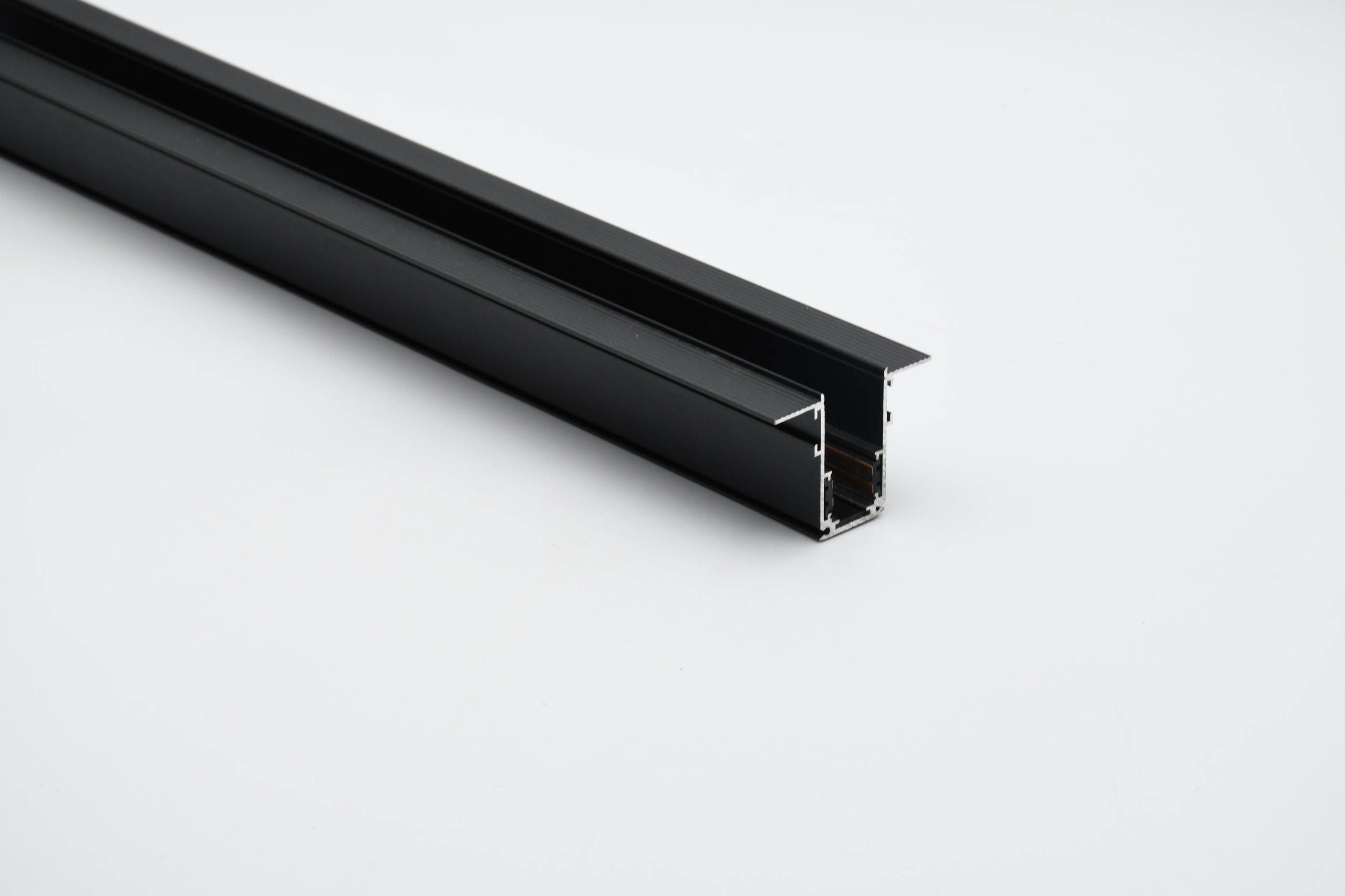 Magnetbus, oberflächenbündig eingebaut 1 m 48 VDC Black Smart Track 