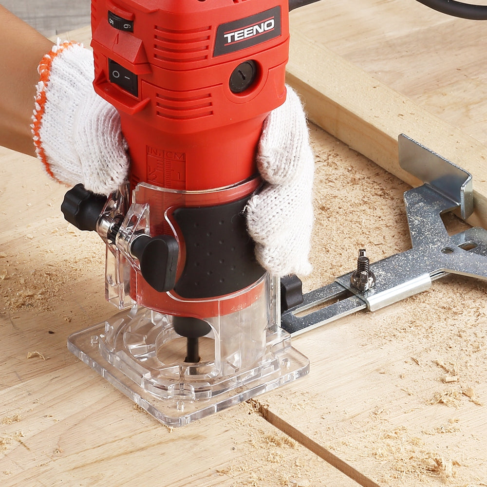TEENO WOOD SPINDLE MILLING MACHINE + CUTTERS Manufacturer code 1026