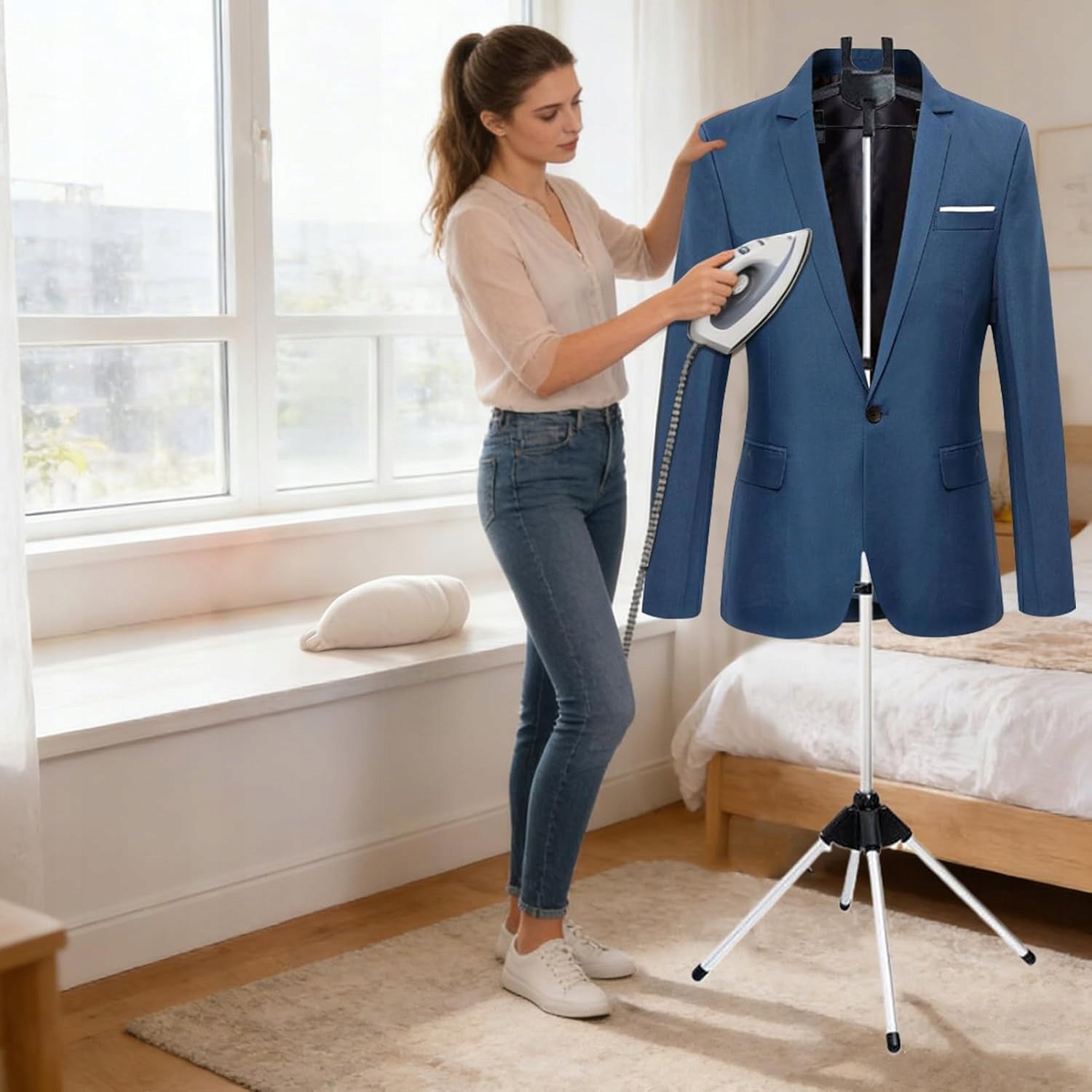 TELESCOPIC FOLDING CLOTHES HANGER FOR STEAM IRONING 160 CM Dominant color black