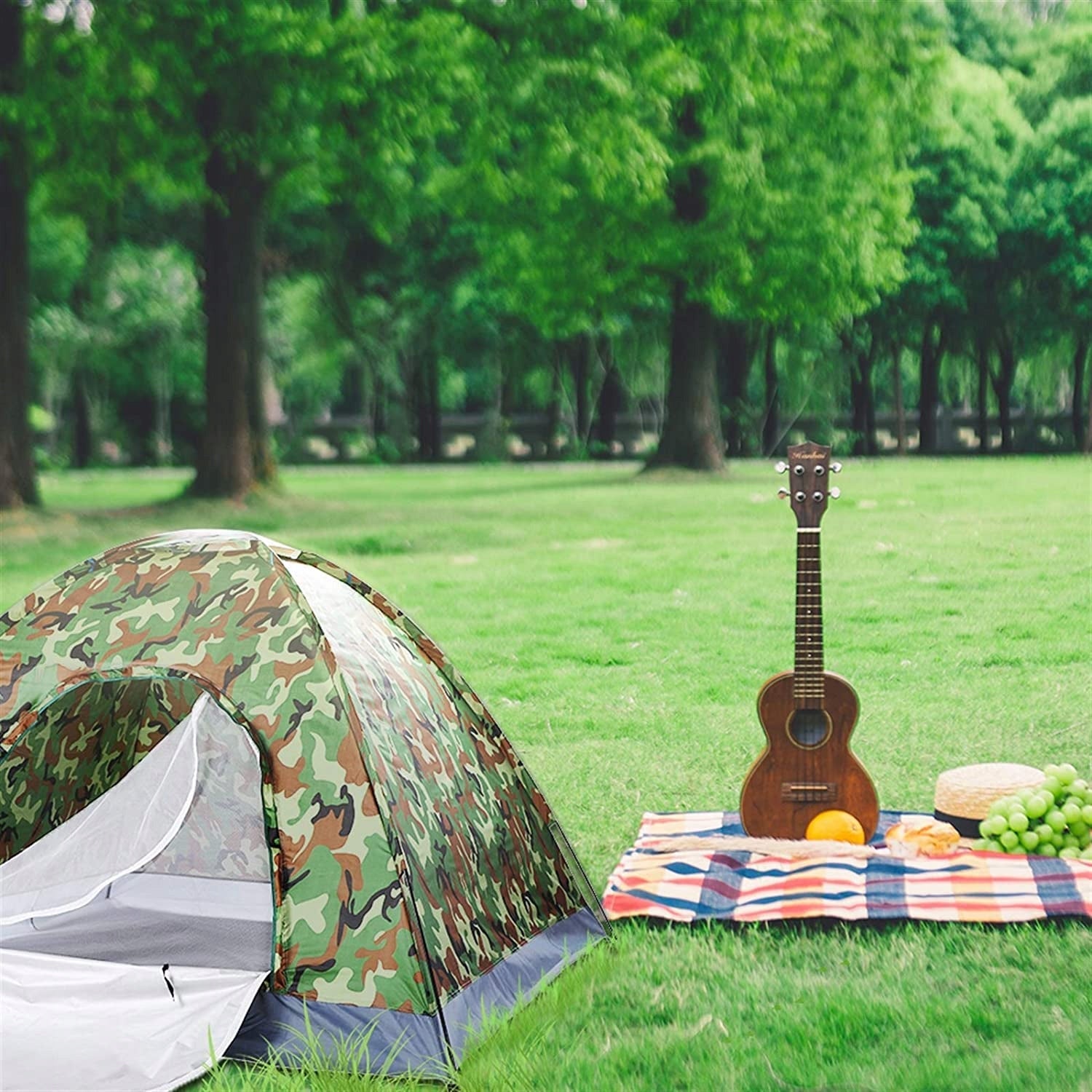 TENT 2 PERSON CAMOUFLAGE WITH TROPICAL TOURIST LIGHT HANDY MOSQUITO NET Manufacturer code Namiot dla 2-3 osób