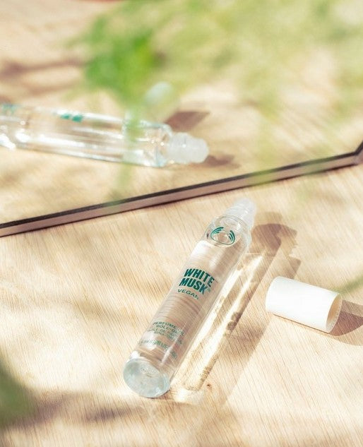 THE BODY SHOP White Musk Perfume Oil Roll-On Perfume in Ball Oil Packaging status original
