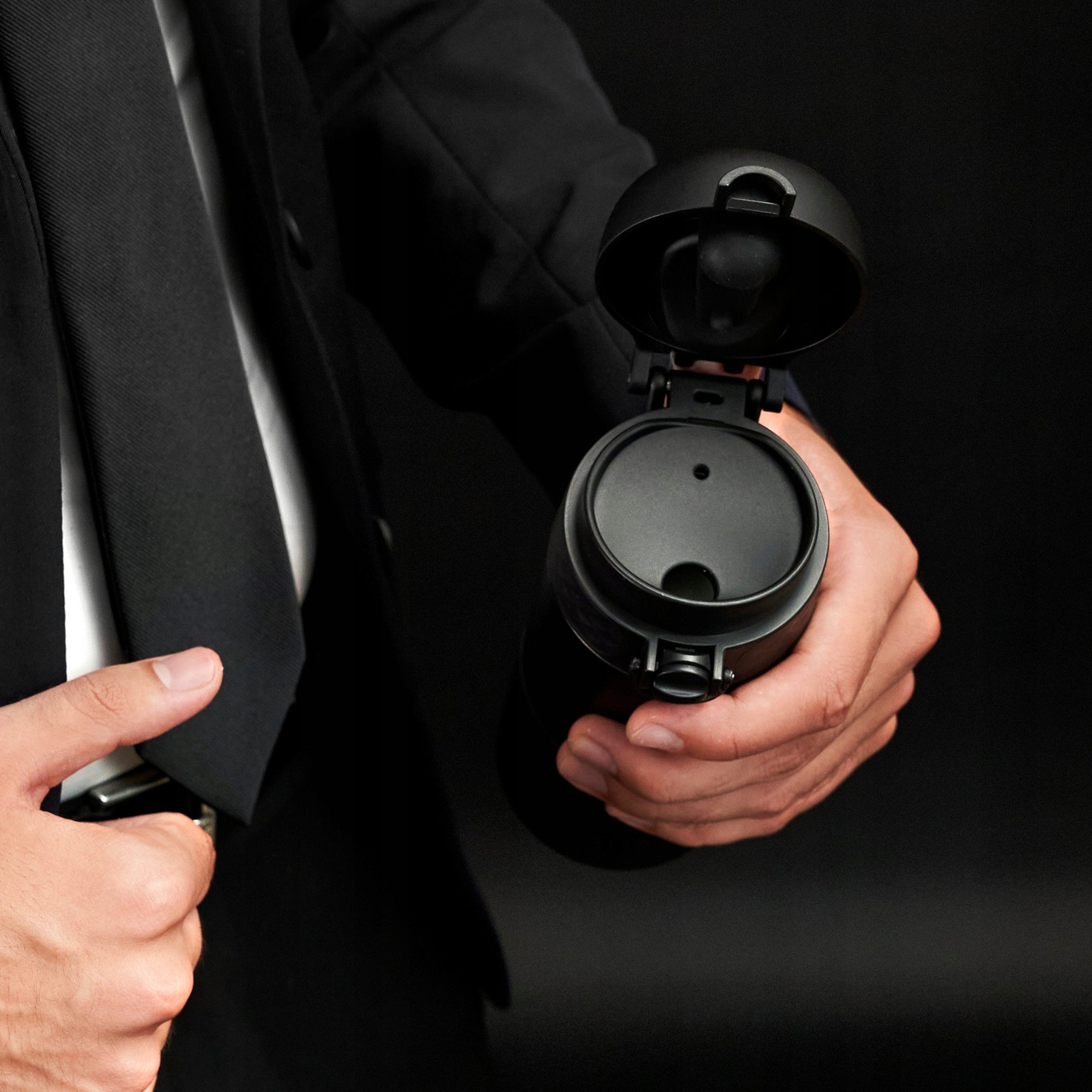 THERMAL MUG THERMOS TEA COFFEE CAR TRAVEL AUTO ION8 0,36 L 360 ml Manufacturer code I8HS360BLK