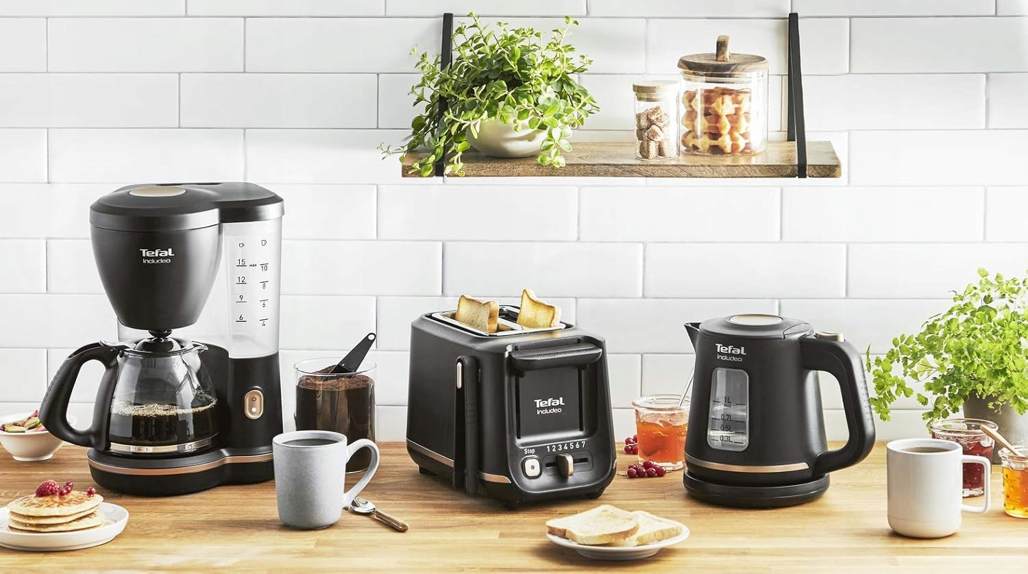 TOASTER 2 SLICES BLACK WIDE SLOTS 7 LEVELS OF TOASTING DEFROSTING Power rating 850 W