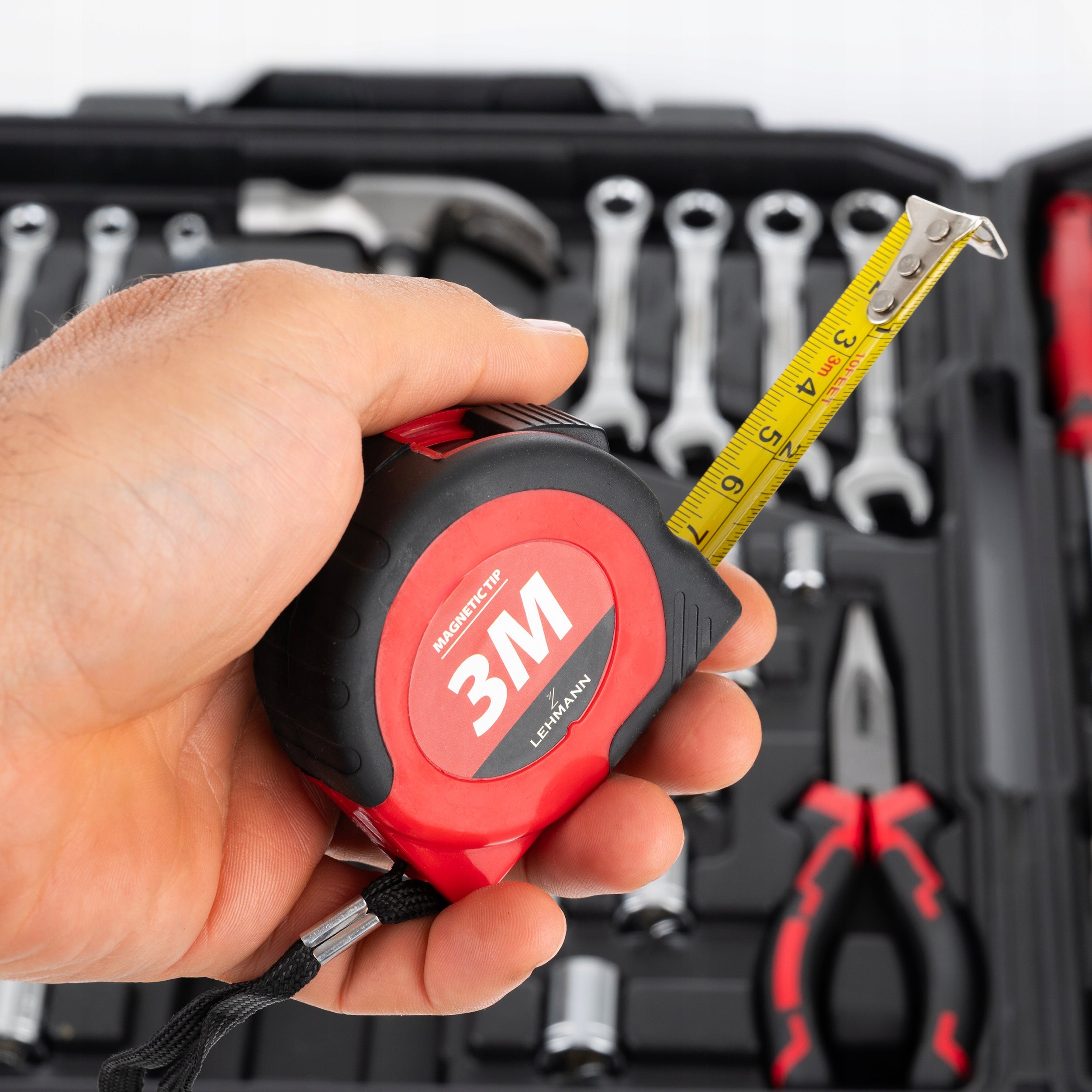 TOOL SET TOOL CASE KEYS SOCKET WRENCHES IN CASE 168 EL EAN (GTIN) 5905999069326