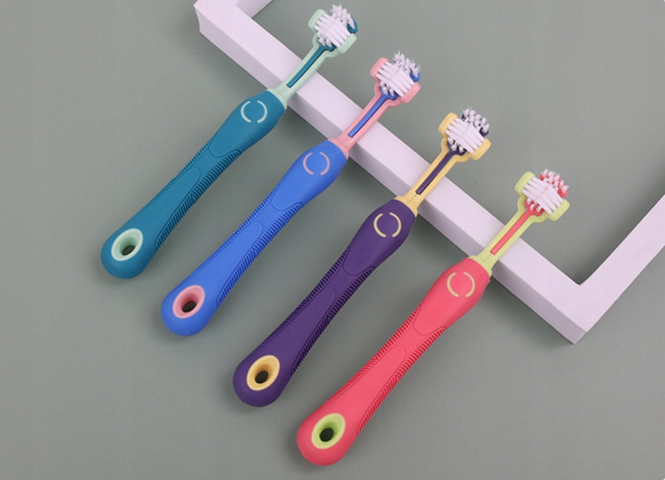TOOTHBRUSH FOR CAT DOGS PROFESSIONAL GENTLE THREE-SIDED 3D Color multicolor