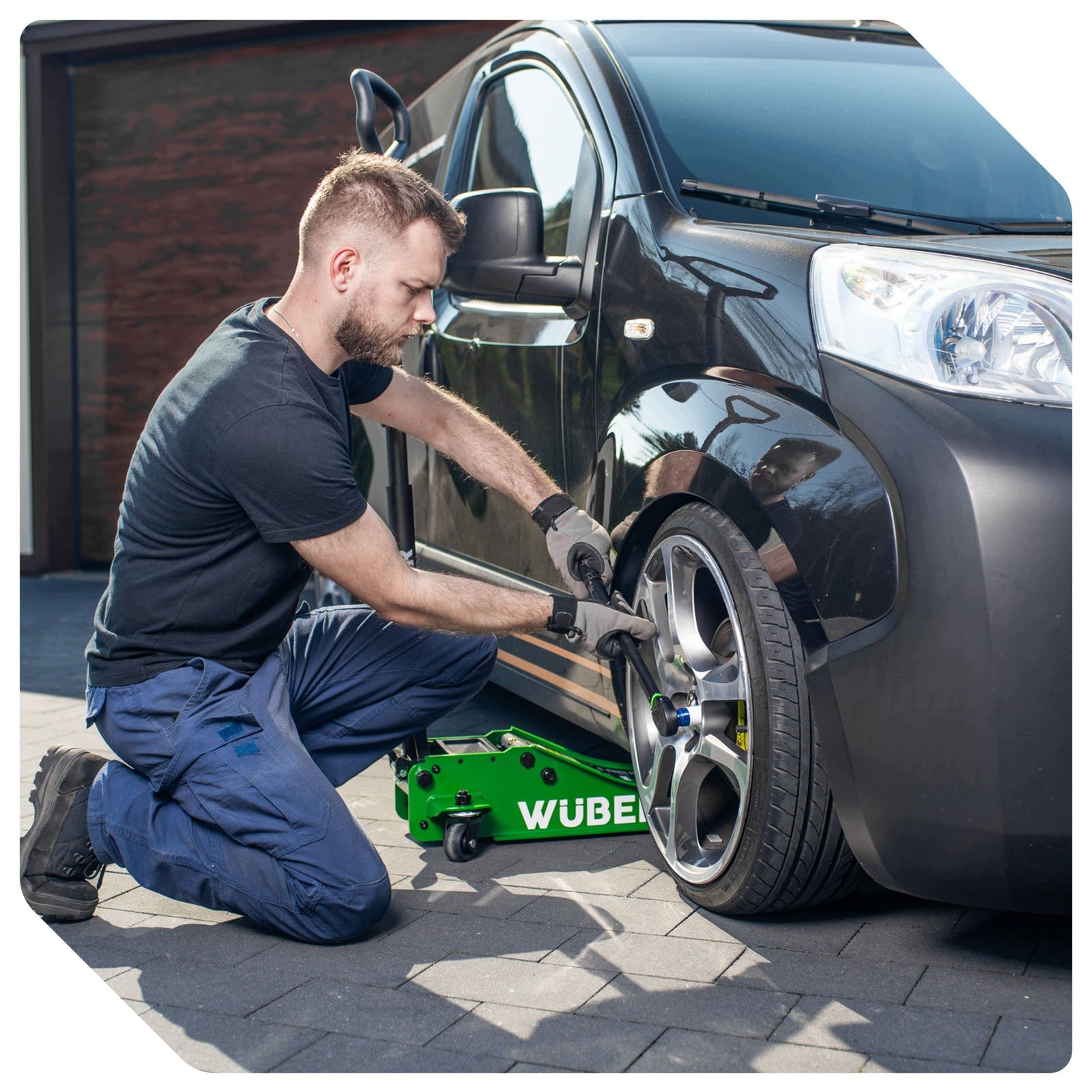 TORQUE WRENCH 7-112NM WITH SETTING LOCK SUITCASE ISO 3/8" COMPLIANCE Packaging status original