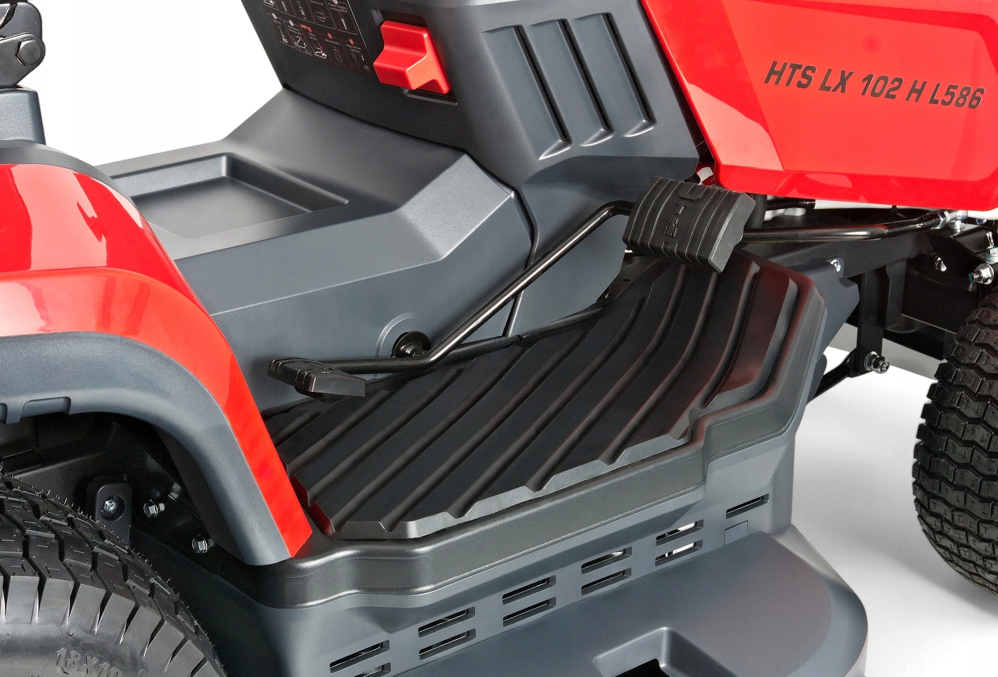 TRACTOR HORTMASZ 586cc Loncin V2 HYDRO-USA PUMP 102cm +LCD DISPLAY!! Engine displacement 586 cm³