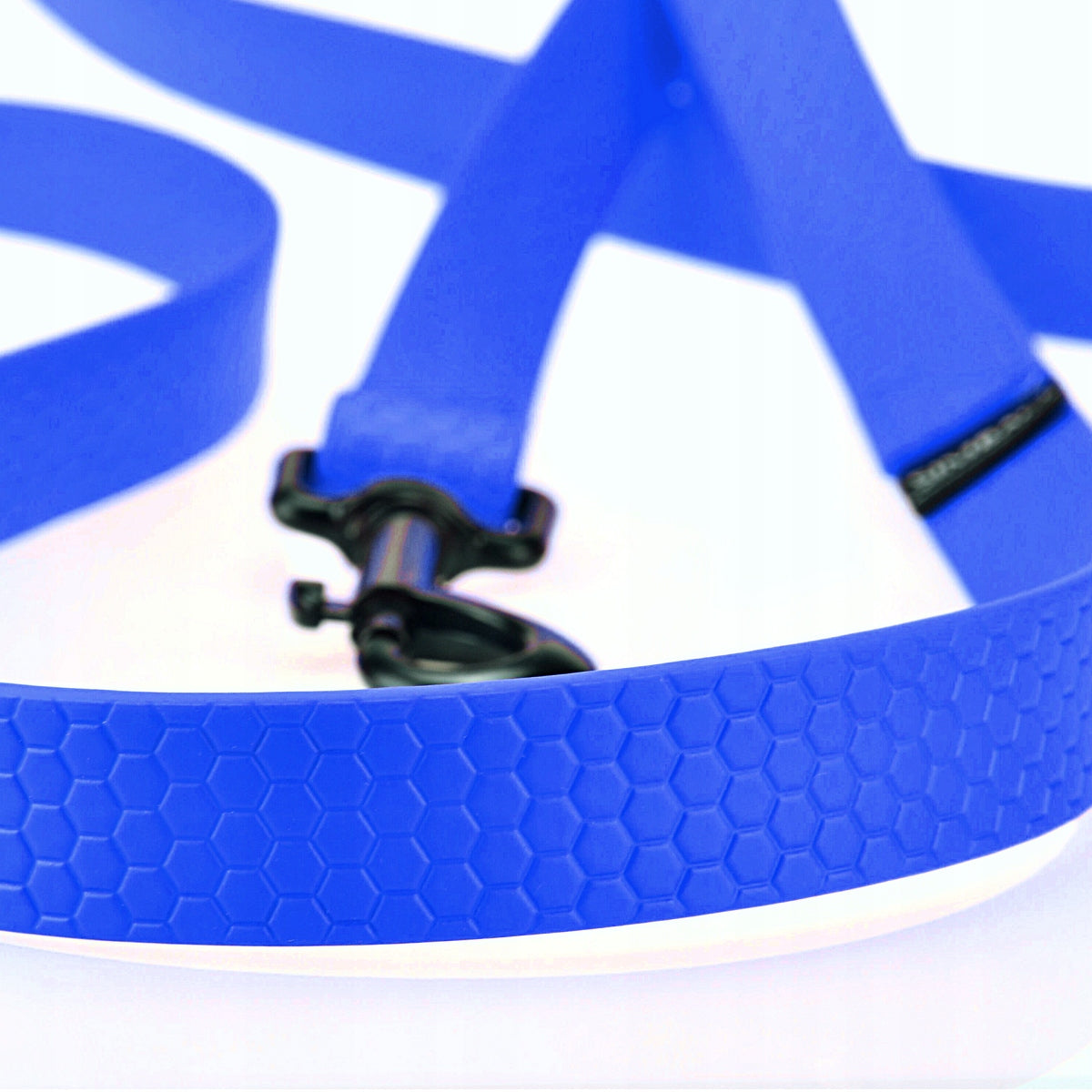 TRAINING LEASH FOR LARGE AND MEDIUM BREED DOGS 5m Manufacturer code Trwała smycz brudoodporna typu Biothane