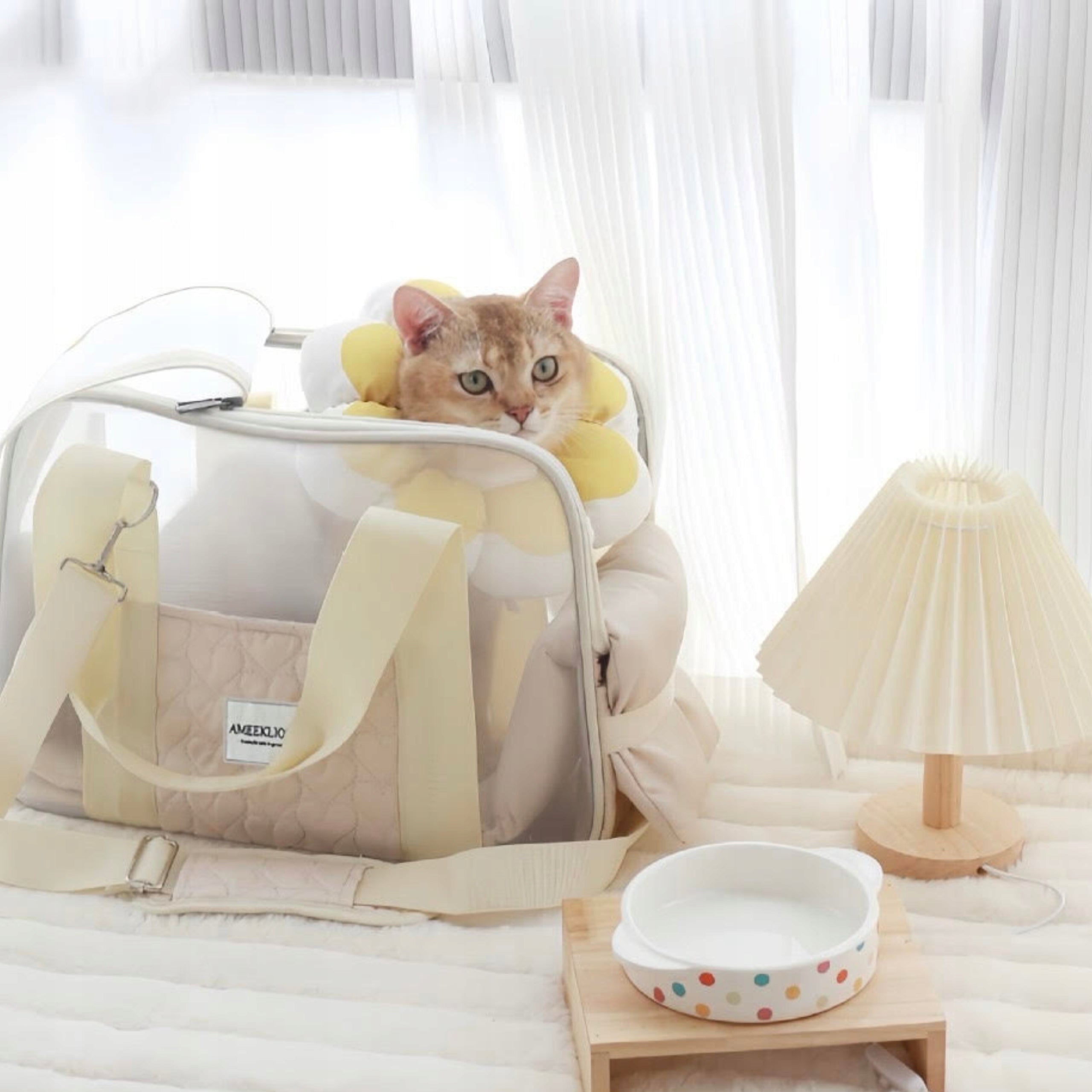TRANSPORTER DOG CAT BAG SUMMER BREATHABLE MATERIAL UP TO10KG Manufacturer code TRANSPORTER DLA KOTA PSA LETNI BEŻ