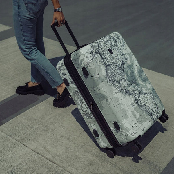 TRAVEL CASE LARGE WORLD MAP BLUE HEYS CANADA EXCLUSIVE Height 76 cm