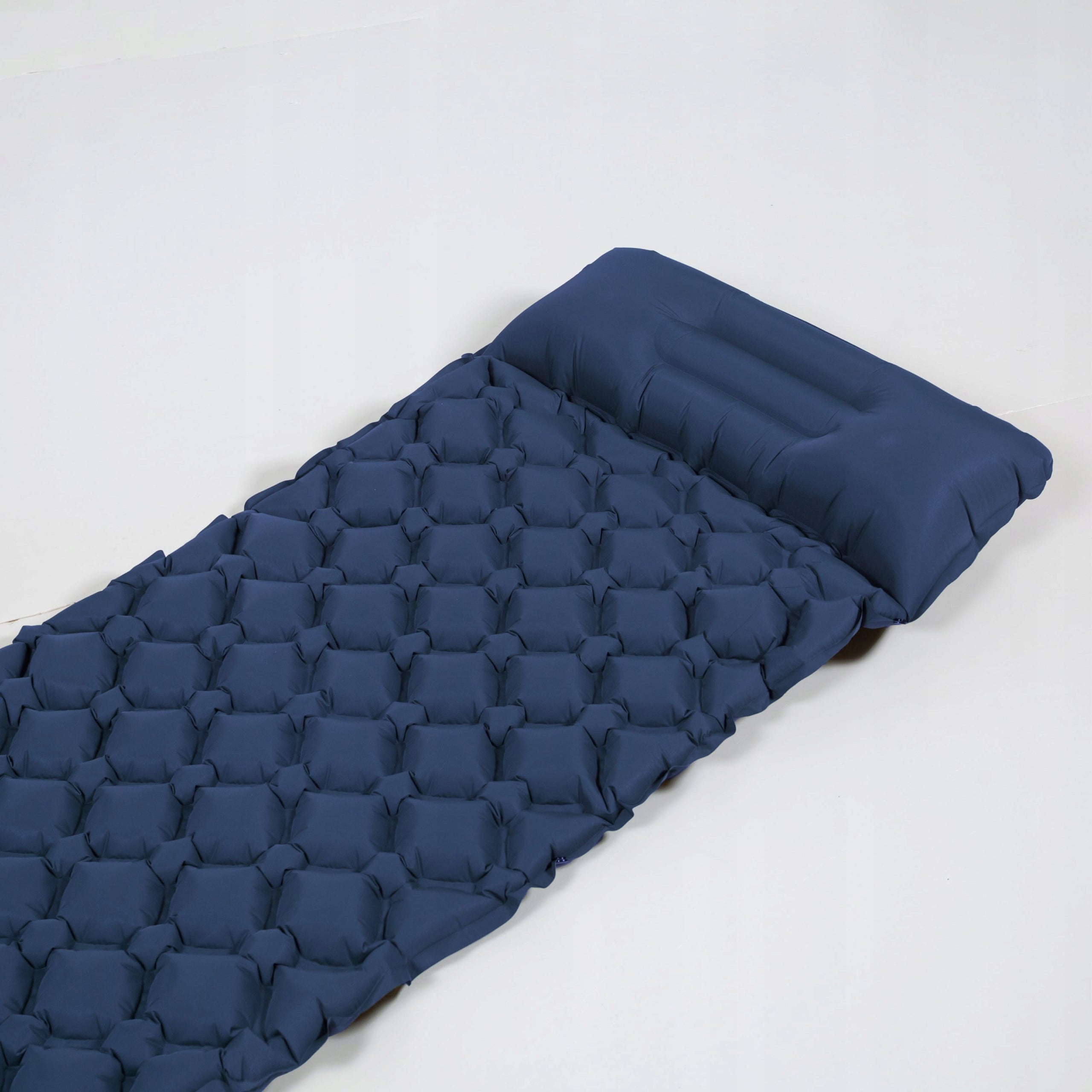 TREKKING MATTRESS WITH BUILT-IN PUMP ULTRALIGHT MAT + PUMP Packaging status original