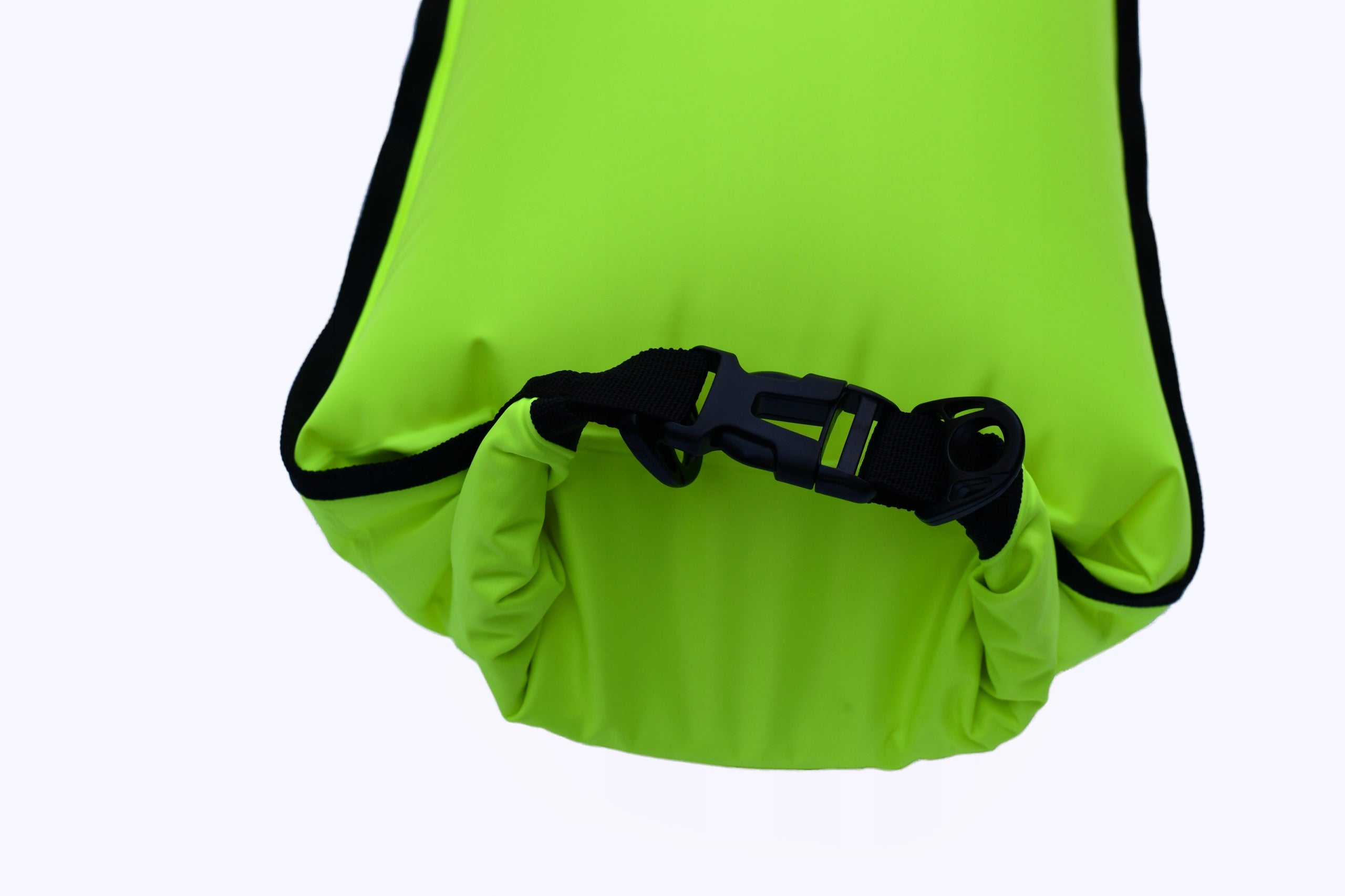 TRIPOWER 28 L safety buoy, 2 compartments, dry pocket, whistle For swimming