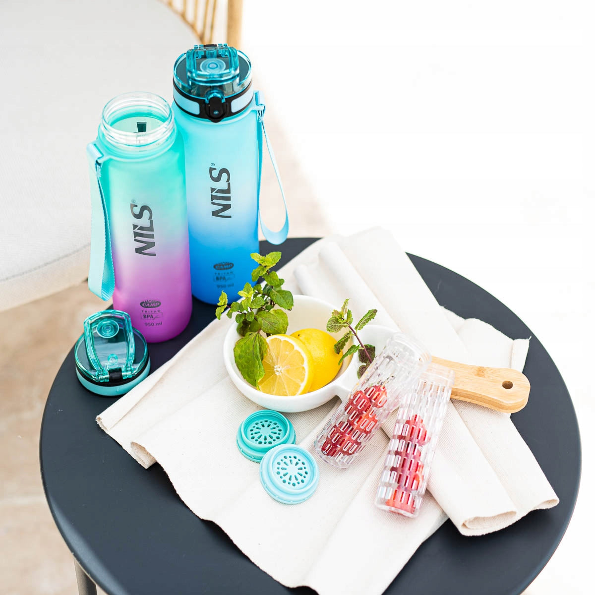 TRITAN BOTTLE SPORTS WATER BOTTLE WITH SCALE TIGHT 950ml LIGHT Color blue