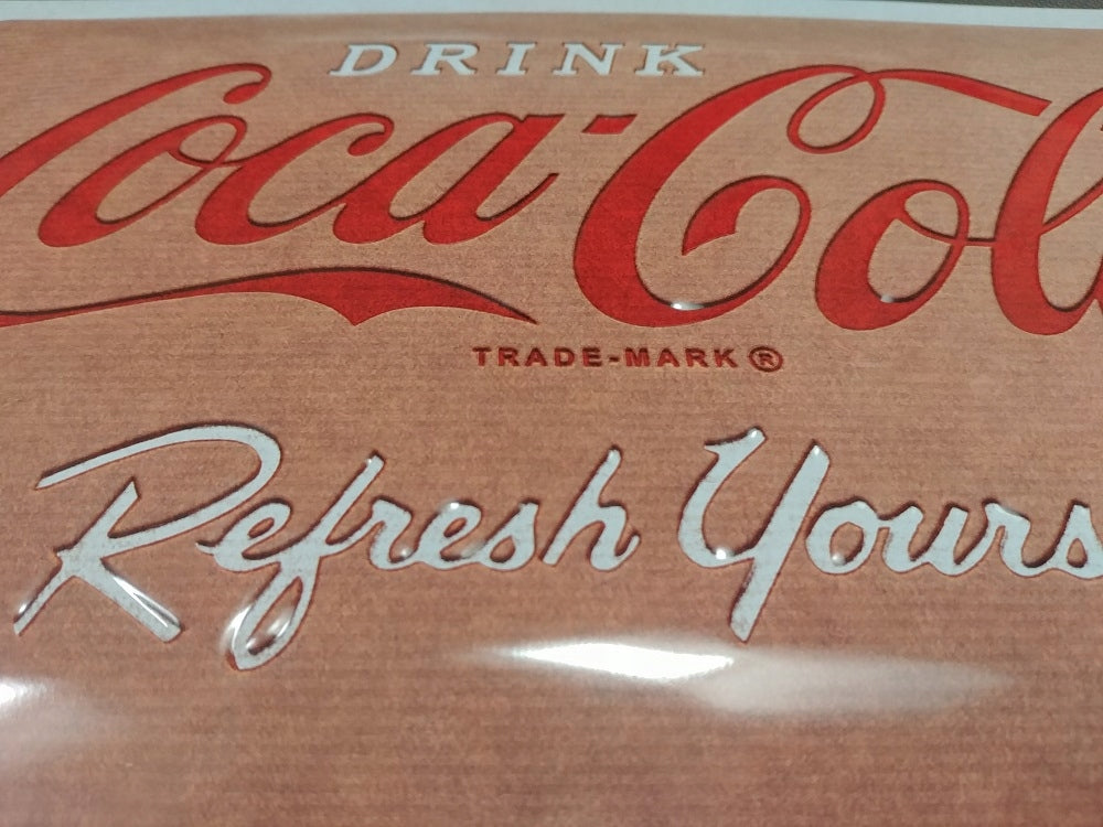 Metallplatte 20 x 30 cm, Coca Cola – Logo aus Pappe 