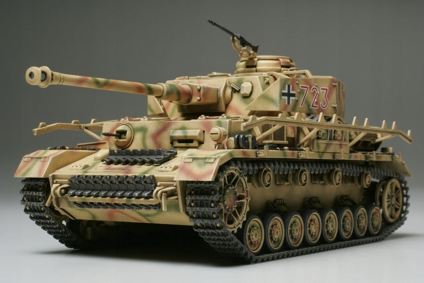Konstruktorius Tamiya - German Panzerkampfwagen IV Ausf.J Sd.Kfz.161/2, 1/48, 32518