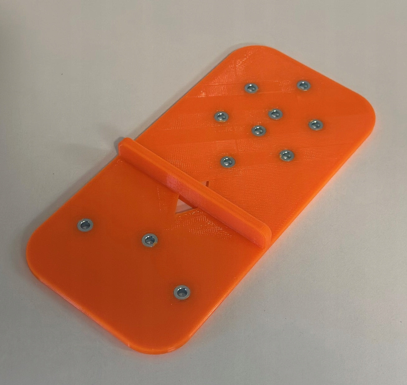 Template for universal recessed hinge can guides Manufacturer code 3DEK