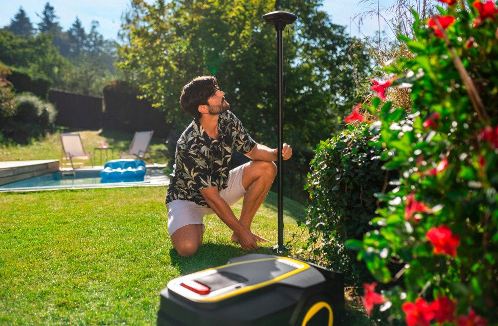 The KARCHER RCX 4 1.269-740.0 mowing robot Product weight with unit packaging 31 kg