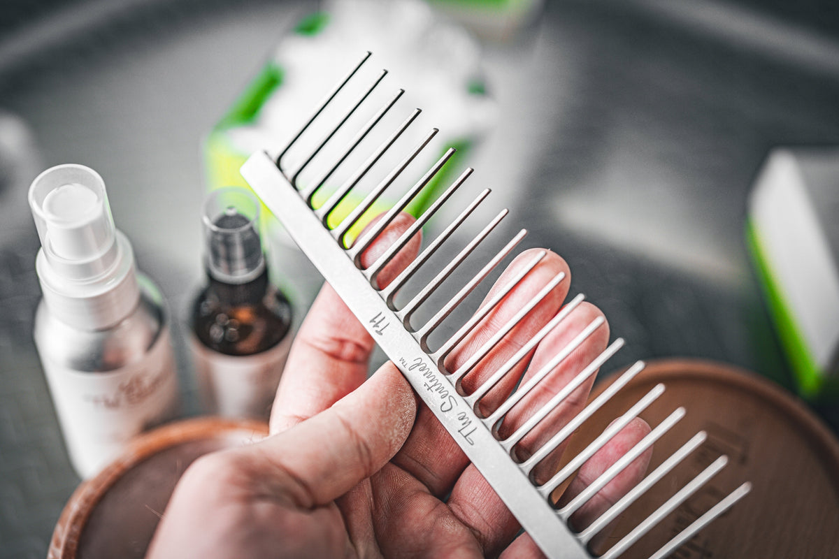 The Sentinel T11 Heavy Duty Comb – Durable Comb for Professionals