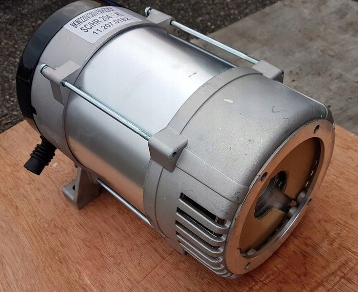 Three-phase generator 12 kVA, 400V, AVR - copper