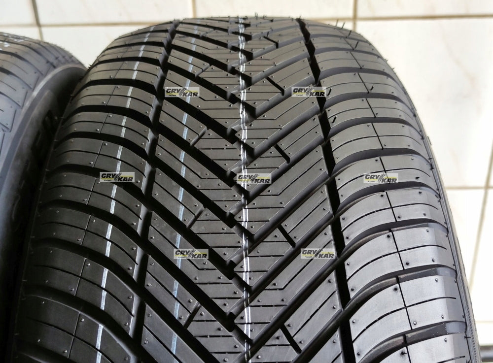 Tires 215/55R16 Greentrac Season Master 25r C/B/71dB 3-year warranty PLN 220/piece Number of tires offered 1 pc.