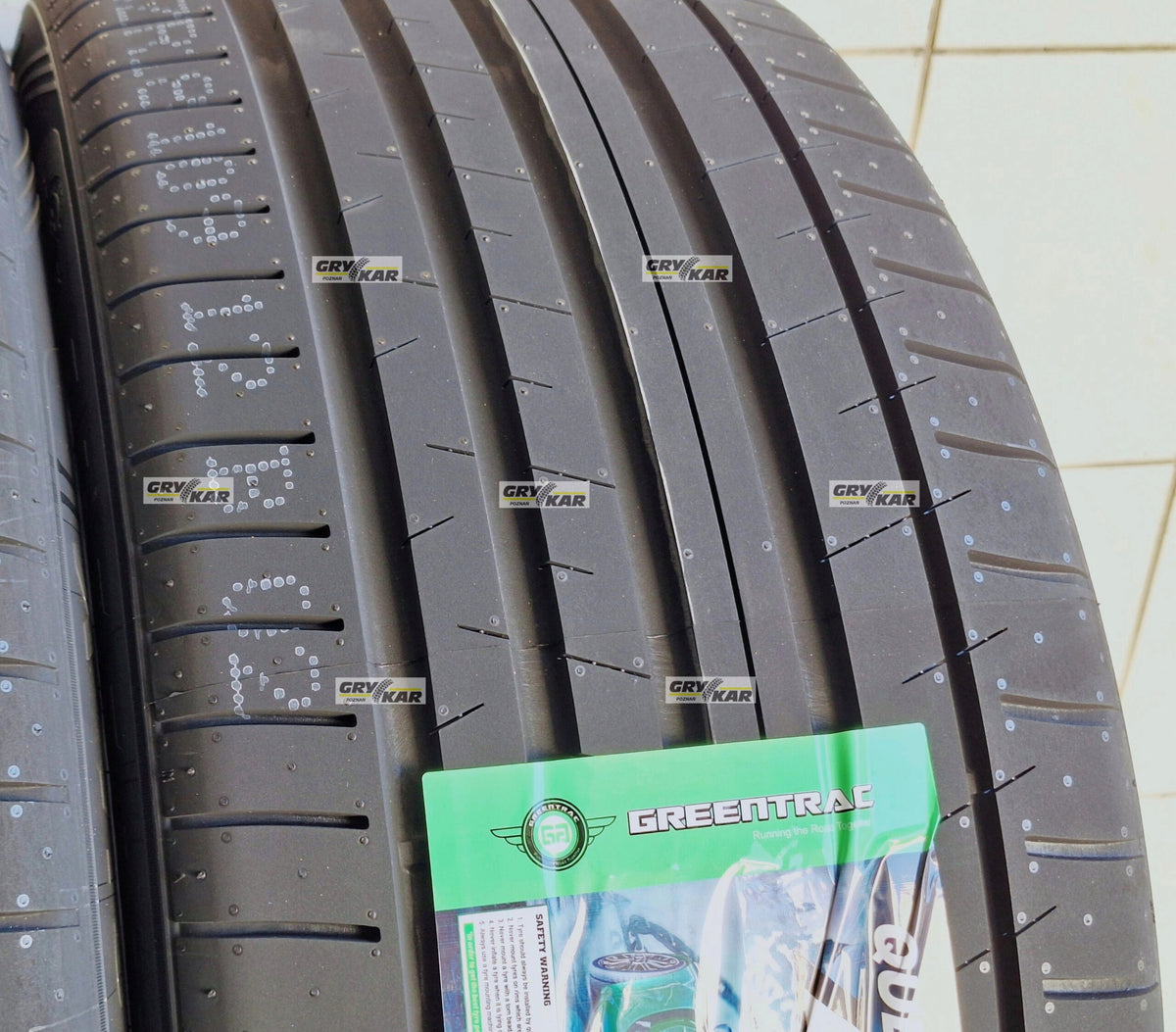 Tires 245/45R18 Greentrac Quest-X due: A 2026 3-year warranty PLN 250/pc. Year of manufacture 2026