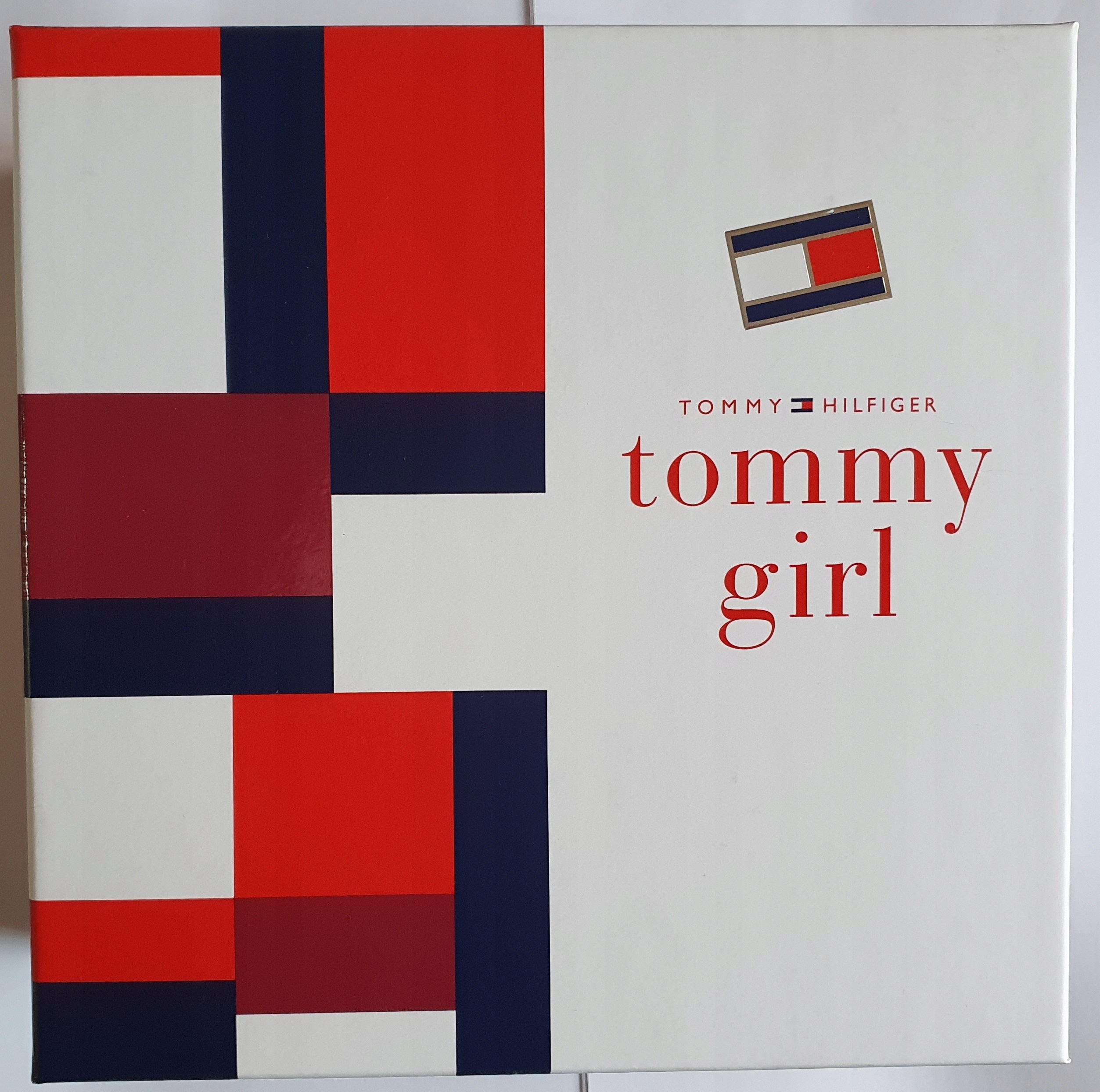 Tommy Hilfiger Girl Gift Set for Women eau de toilette lotion EAN (GTIN) 7640496670573