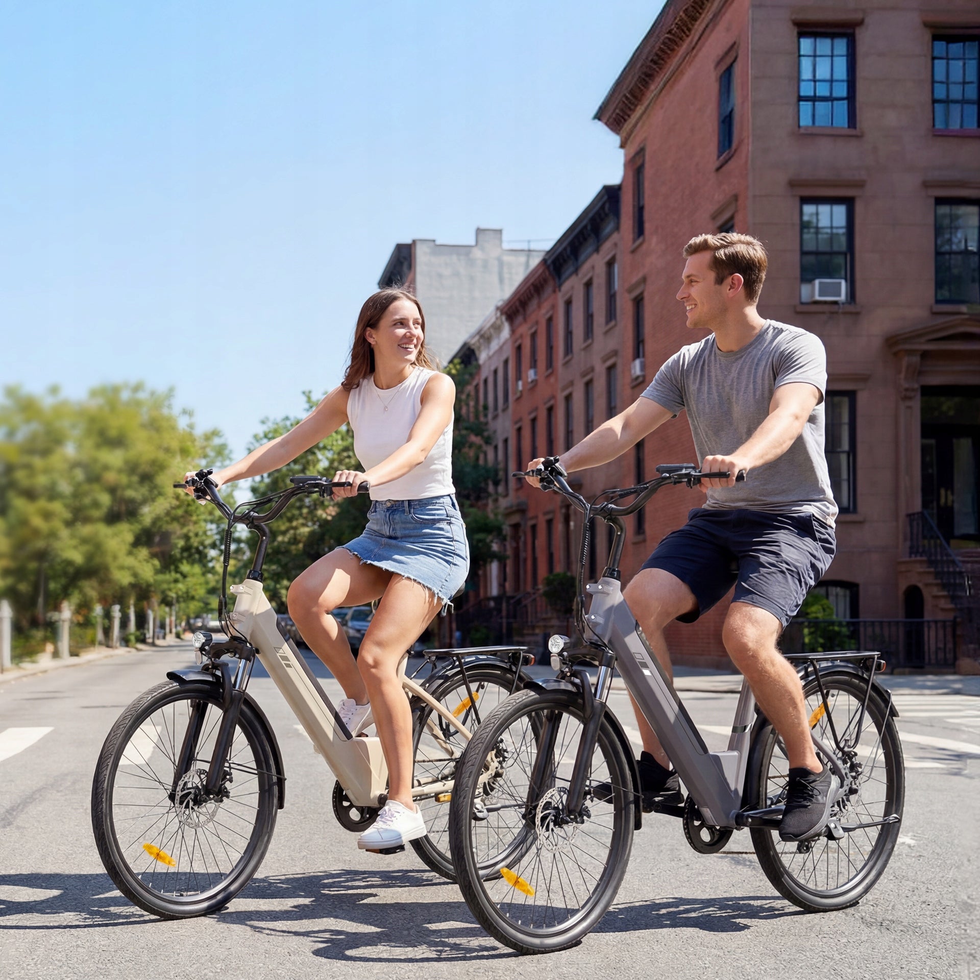 Touroll J2 ST rower elektryczny Grey Step-Thru 26 inches 36 V 15,6 Ah 250W Foldability partially assembled, calibrated