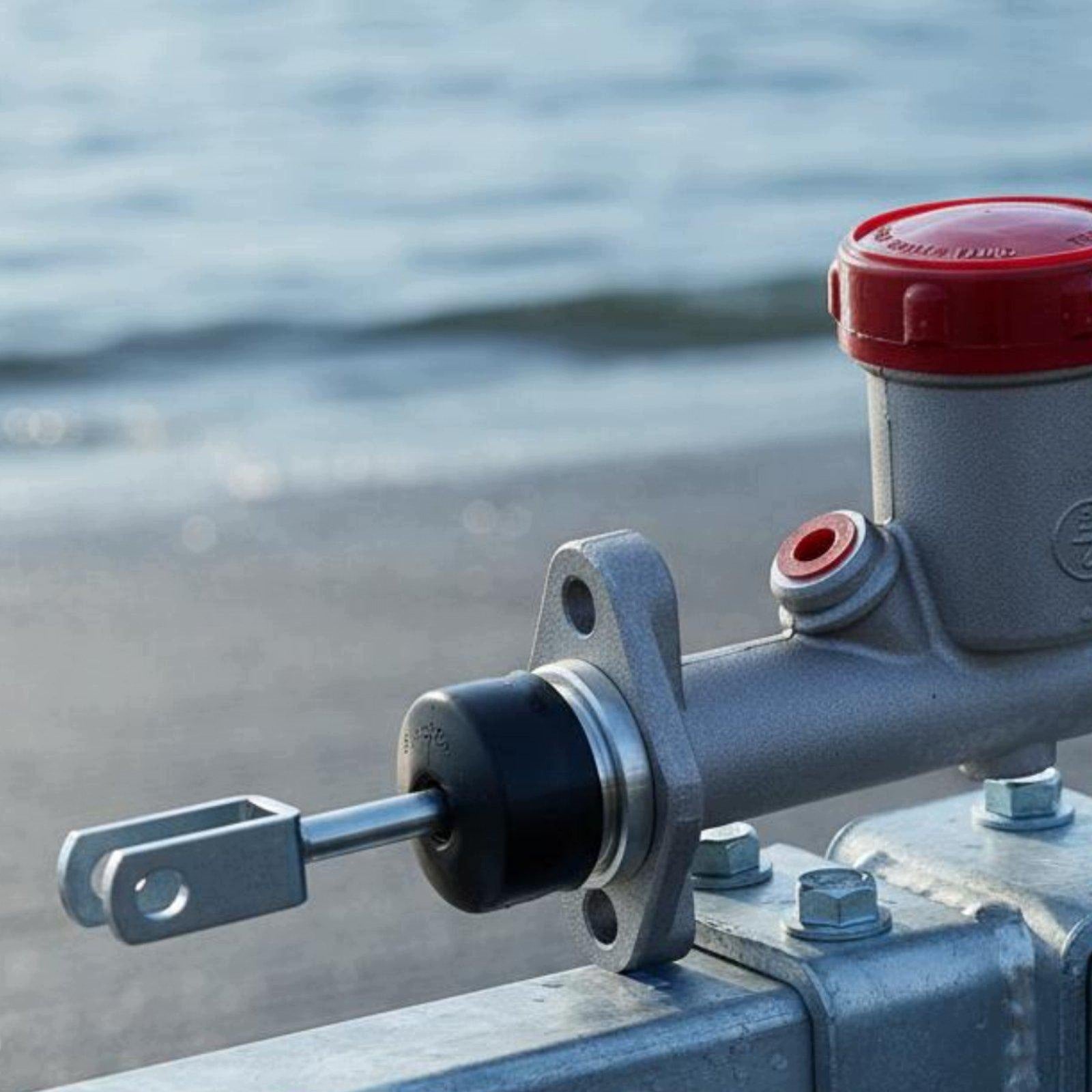 Trailer Brake Master Cylinder Heavy Duty Impact Brake Master Brand no brand