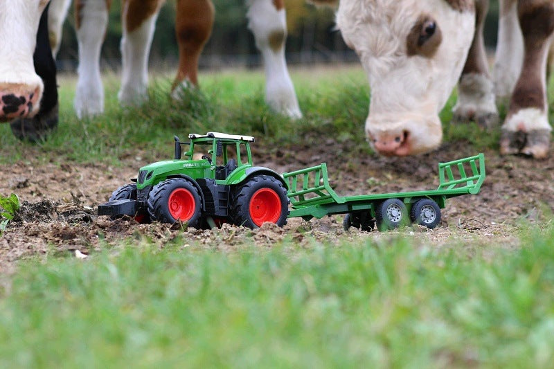 Traktor na dálkové ovládání 1:16 2.4GHz IQ models Manufacturer code 327079
