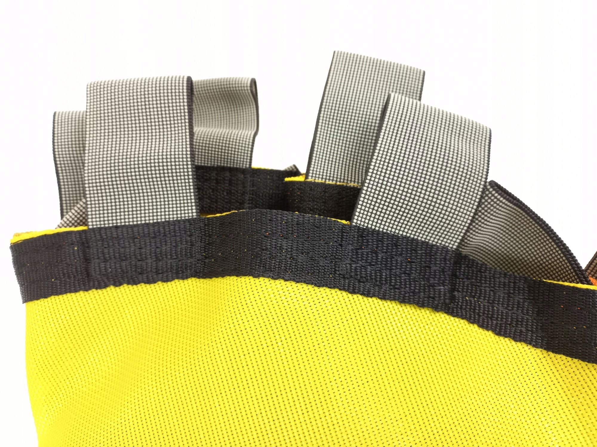 Trampoline with a diameter of 150 cm. PREMIUM! FREEBIES! Kind with net