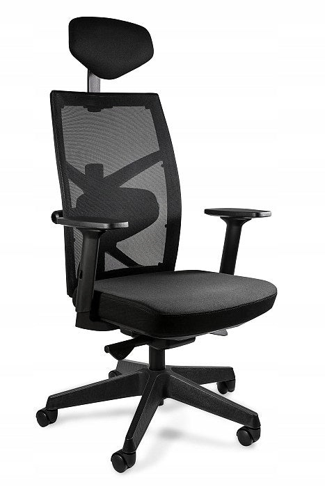 Tune swivel chair