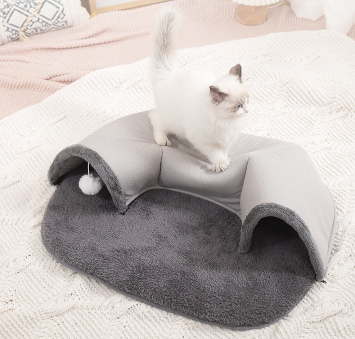 Tunnel bed play mat rustling with rabbit cat pendant Length 73 cm