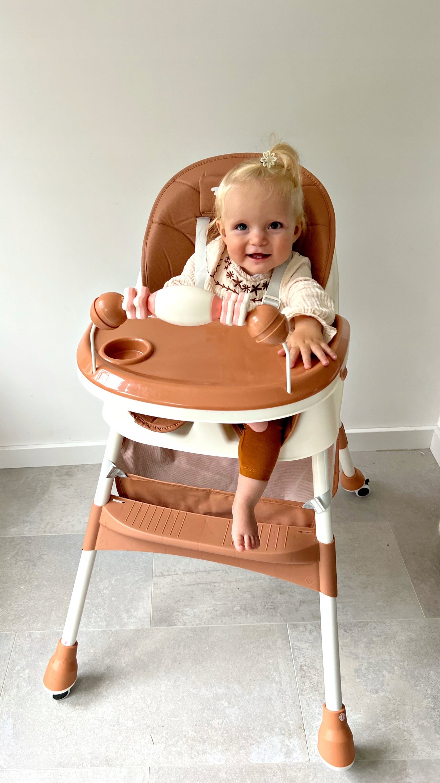 Twinky 2-in-1 MAXI Highchair and Walker Set, Brown Packaging status original