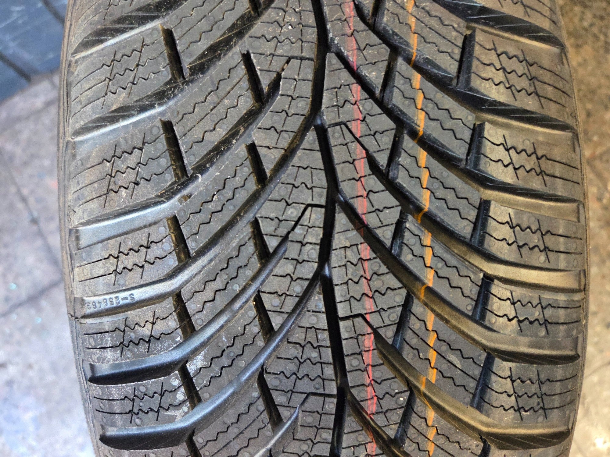 Tyre Continental WinterContact TS 870 205/55R16 NEW 23R Season winter