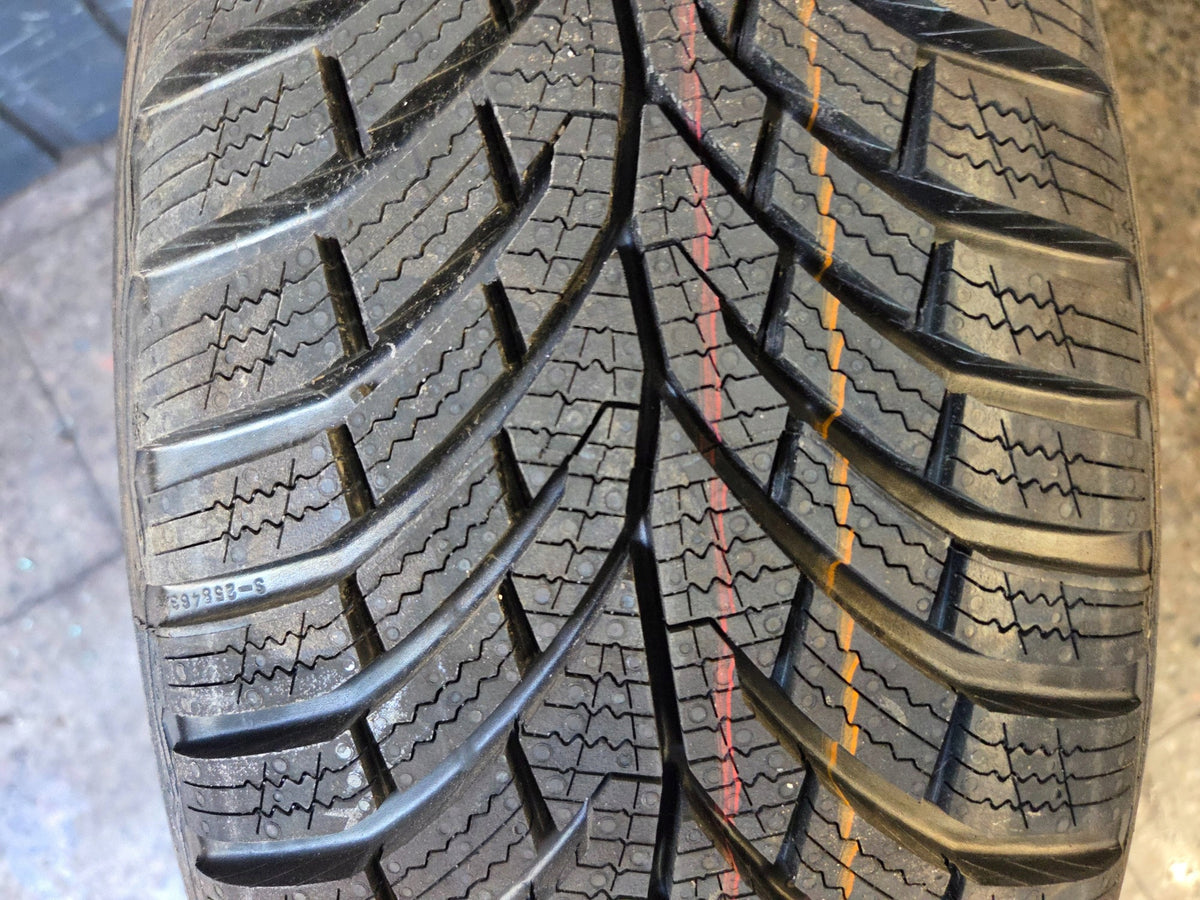 Tyre Continental WinterContact TS 870 205/55R16 NEW 23R Season winter