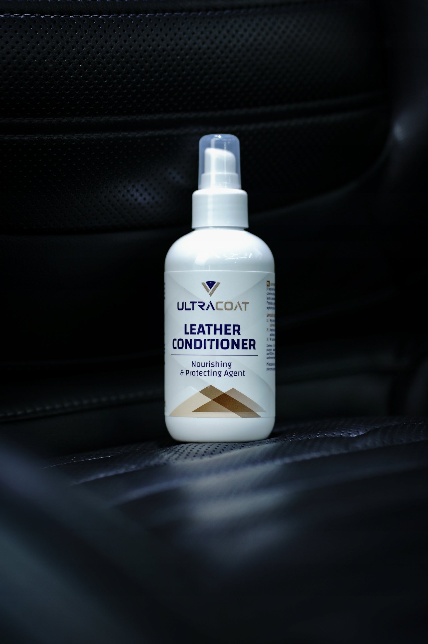 ULTRACOAT LEATHER CREAM 200ml DRESSING SKIN CONDITIONER SOFTENS AND PROTECTS Manufacturer's catalog number LCO-200