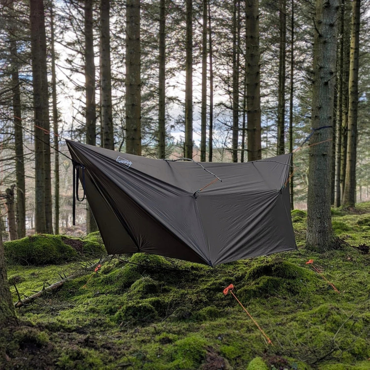 ULTRALIGHT HAMMOCK TARP WITH DOOR 366X295 CM WATERPROOF AND WINDPROOF Manufacturer code 0013131319996
