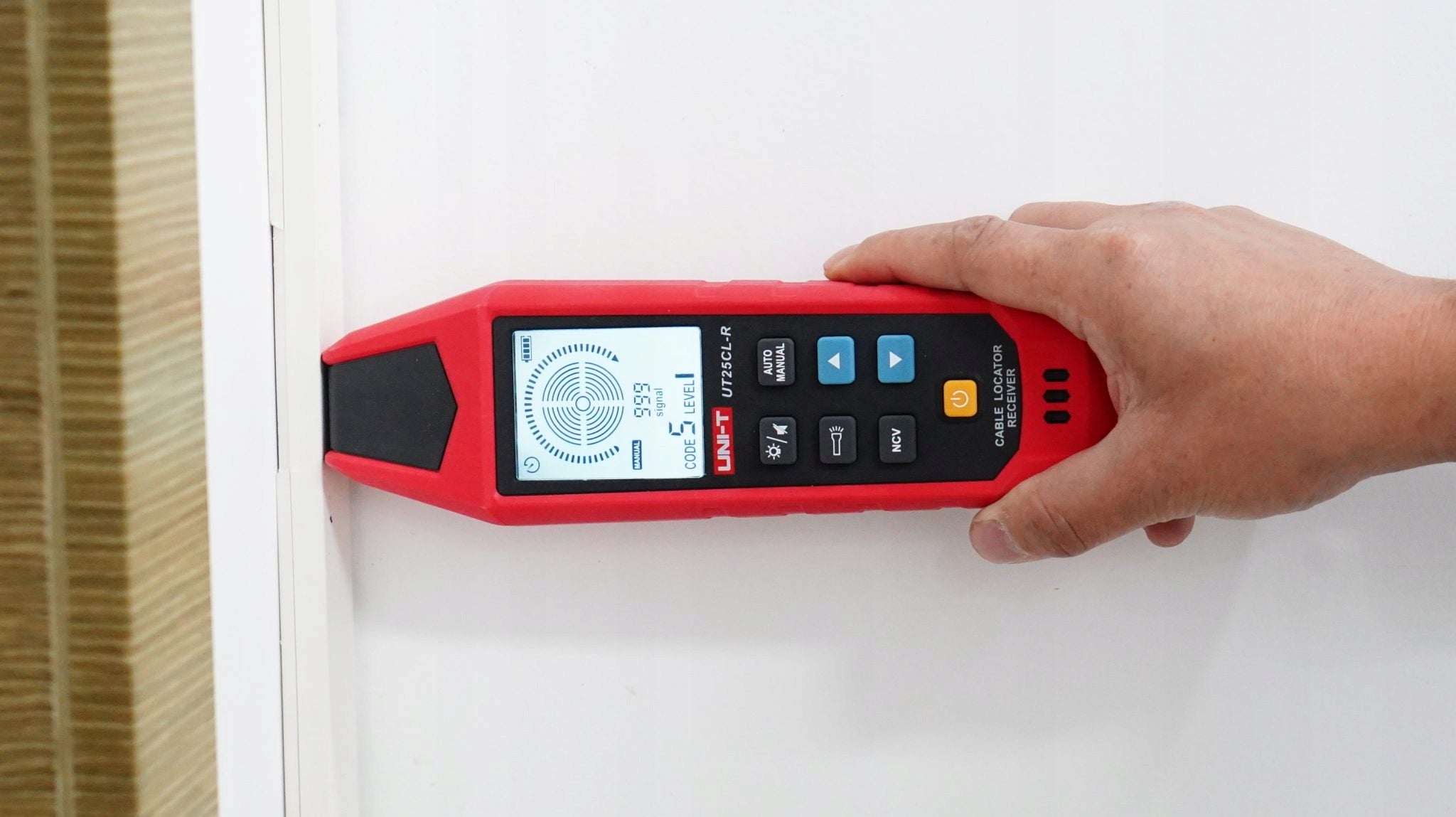 UNI-T UT25CL Short Circuit Wire Detector Fault Diagnosis with LED Flashlight Brand UNI-T