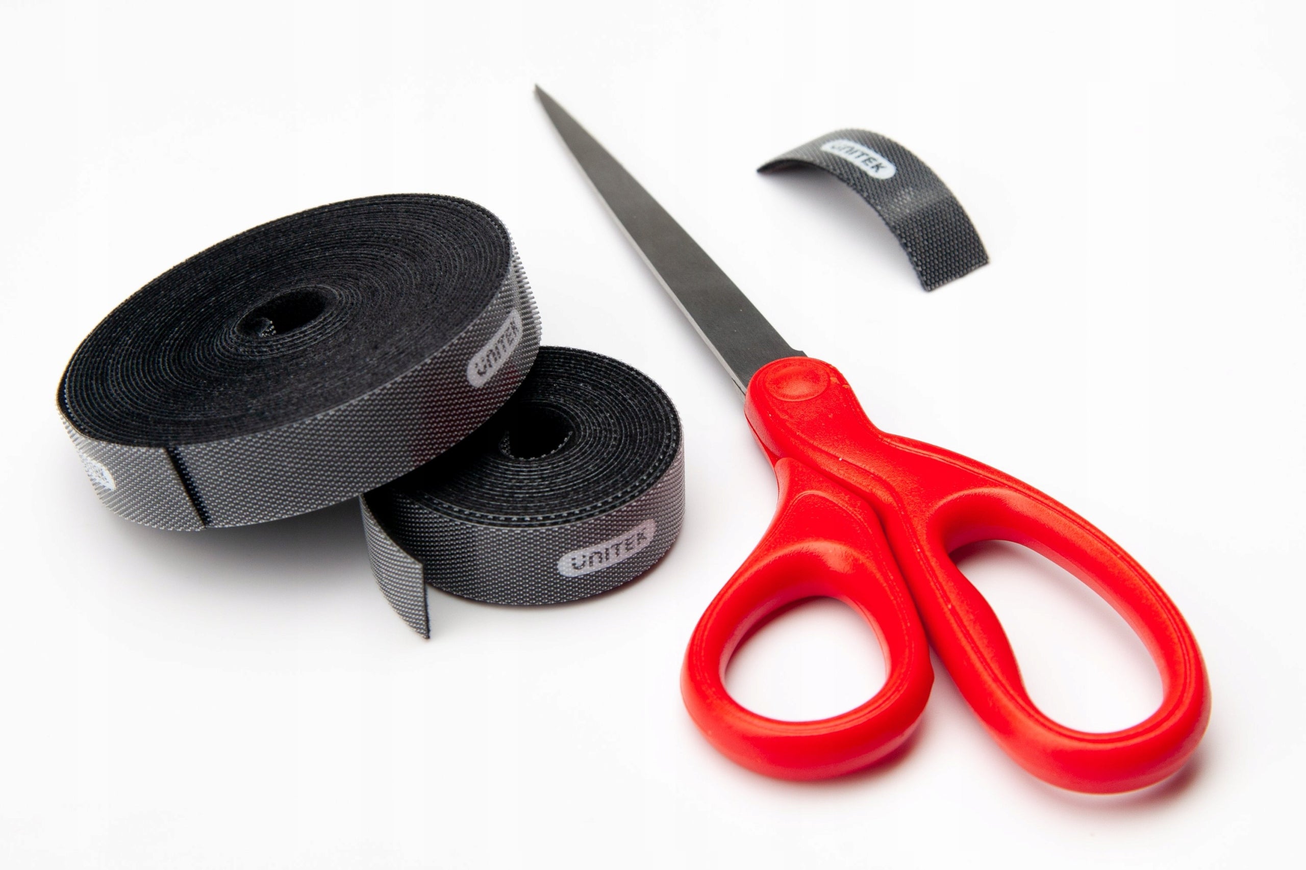 UNITEK OT142BK Velcro cable organizer Velcro tape black 5 m Packaging status original